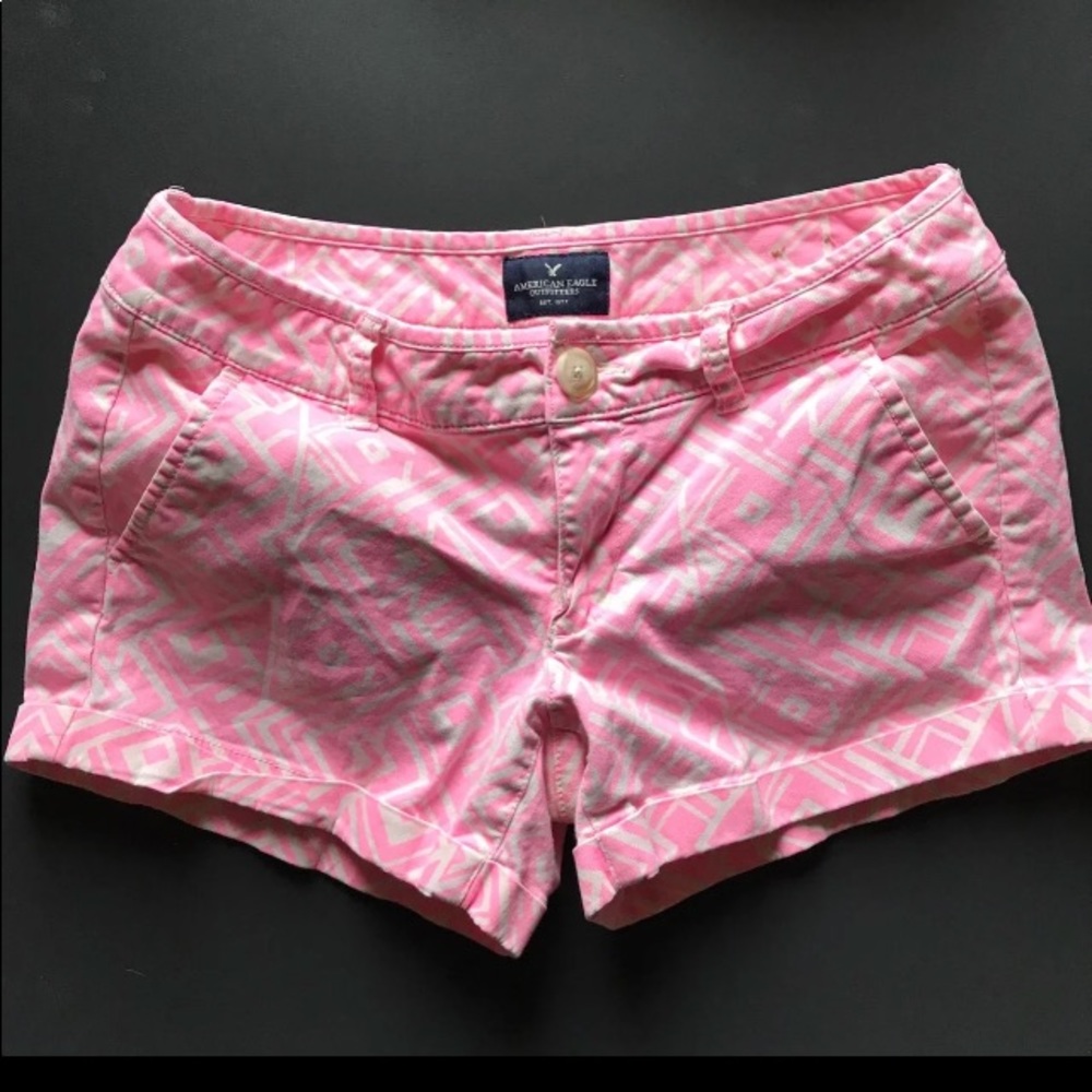 American Eagle 2 pink white geometric Shorts